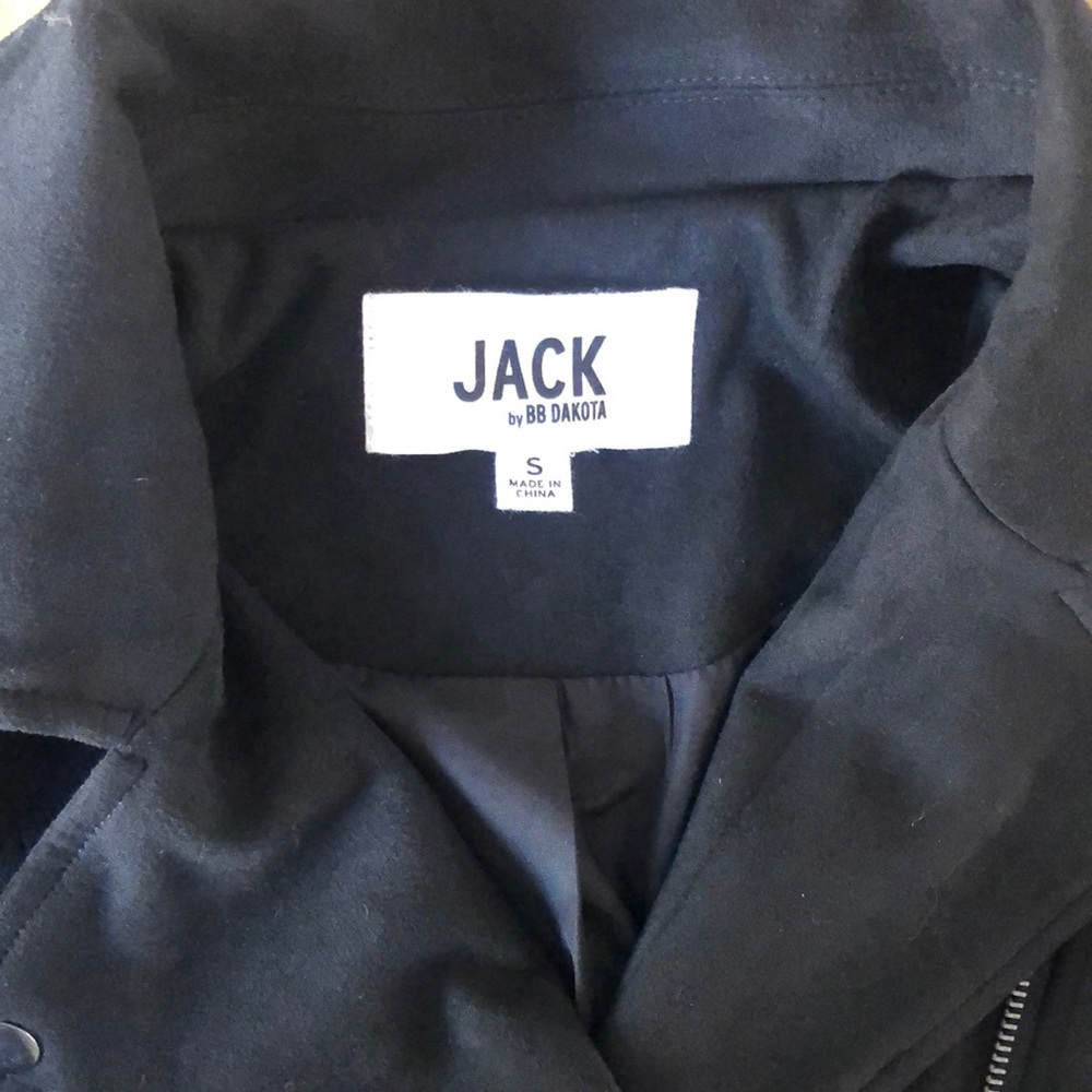 BB Dakota, suede moto jacket, size small, black, never worn. - Picture 2 of 3